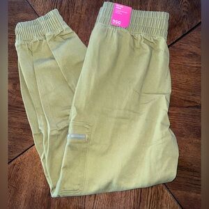 NWT - DSG High Rise Joggers